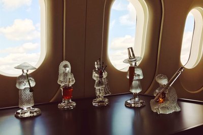 787夢想公務機“當夢想遇到世界”全球巡展巴黎站藝術品布置