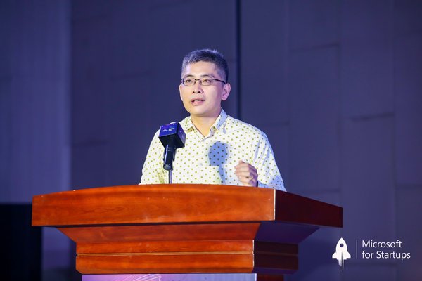 微軟加速器·北京駐企CEO檀林主題演講《共識經濟與數字游民-在肇慶發展創客經濟的新思路》