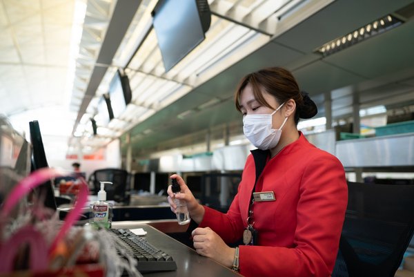 Hong Kong Airlines staff