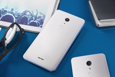 Alcatelがスピード、セキュリティー、スタイルを誇るA3 XL 6インチ?ファブレットを発売