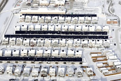 加拿大CanmetENERGY太陽能跨季節儲熱采暖項目（冬季）