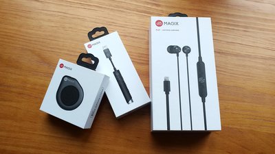 dBMAGIX products showcased at the METF: the PLX1 Lightning Connector Earphone; the AC1 Drip 2-in-1 Lightning Audio Amplifier; the AC3 Flute Lightning Audio Amplifier for iPhone 7/7P/8/8P/X.