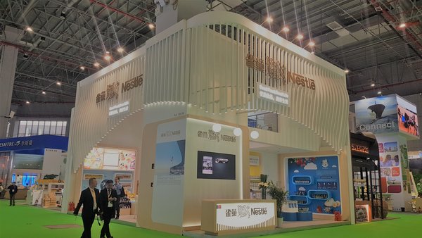 雀巢展臺