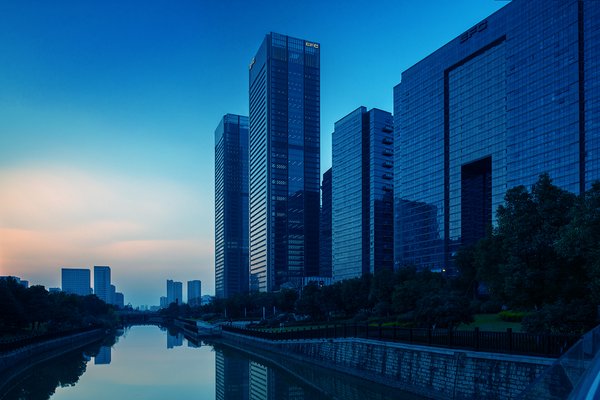 邀世界 共騰飛 -- EAC全球未來價值趨勢論壇在杭召開