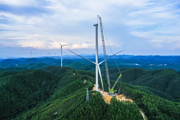 再創壯舉 中聯重科成功挑戰國內山地風電最高施工